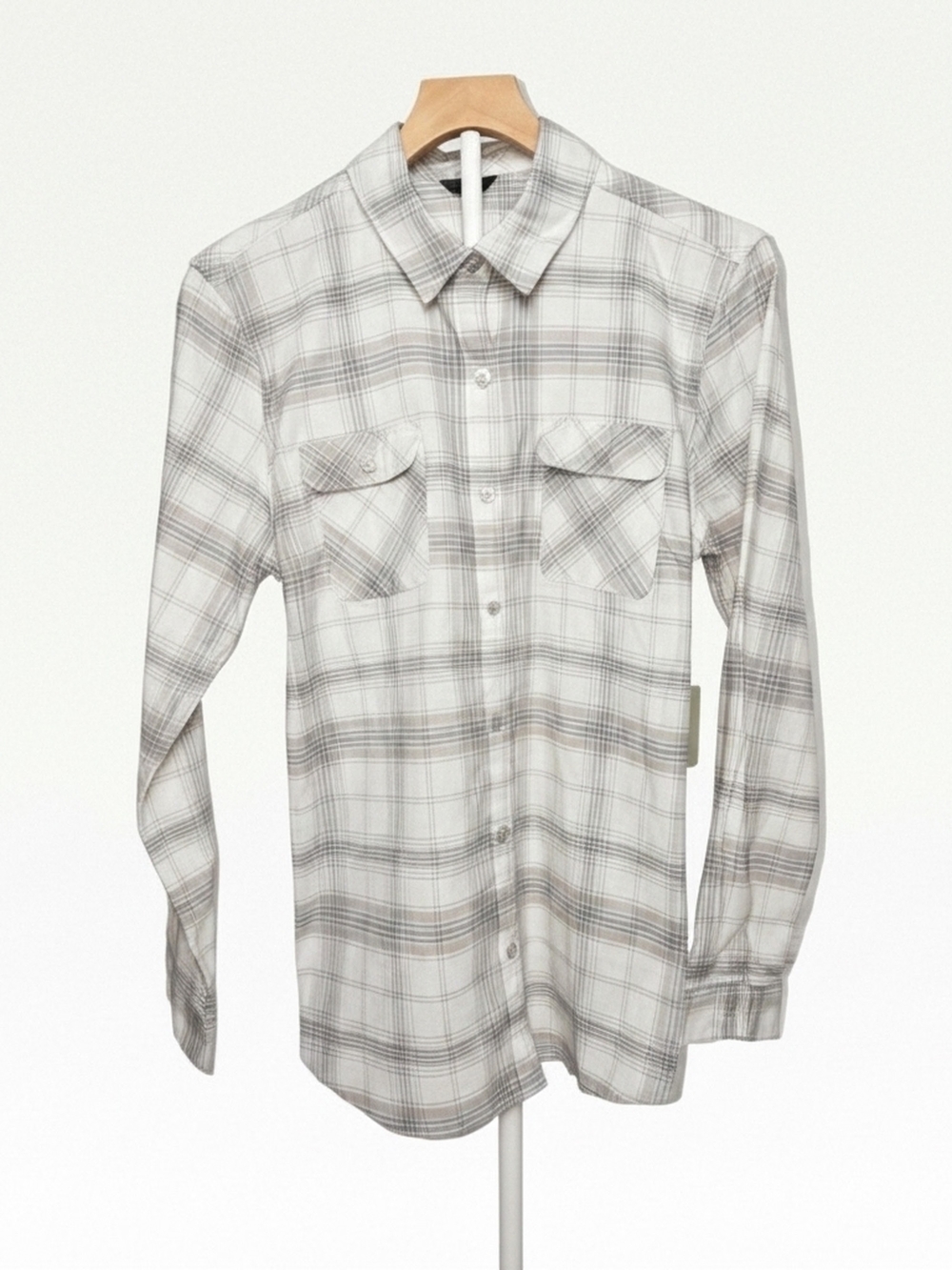 Eddie Bauer Plaid Button-Down Shirt in Light Gray and Beige Flannel Womens L